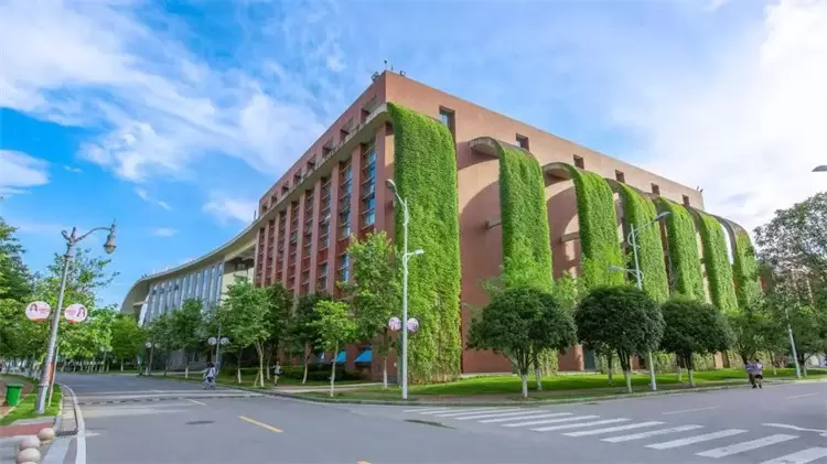 2022 Guilin Medical College Guangxi Government ASEAN National Scholarship enrollment brochure 2022年桂林医学院广西政府东盟国家奖学金招生简章