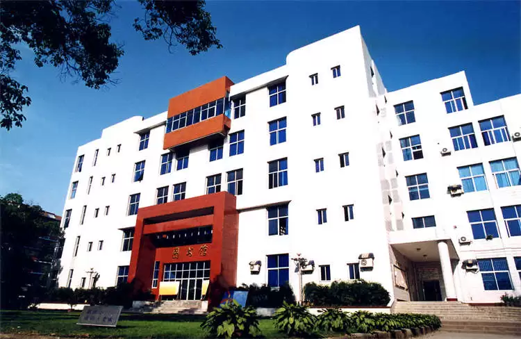 2022 Chongqing University of Education undergraduate degree program enrollment brochure 2022年重庆第二师范学院来华留学生本科学位项目招生简章