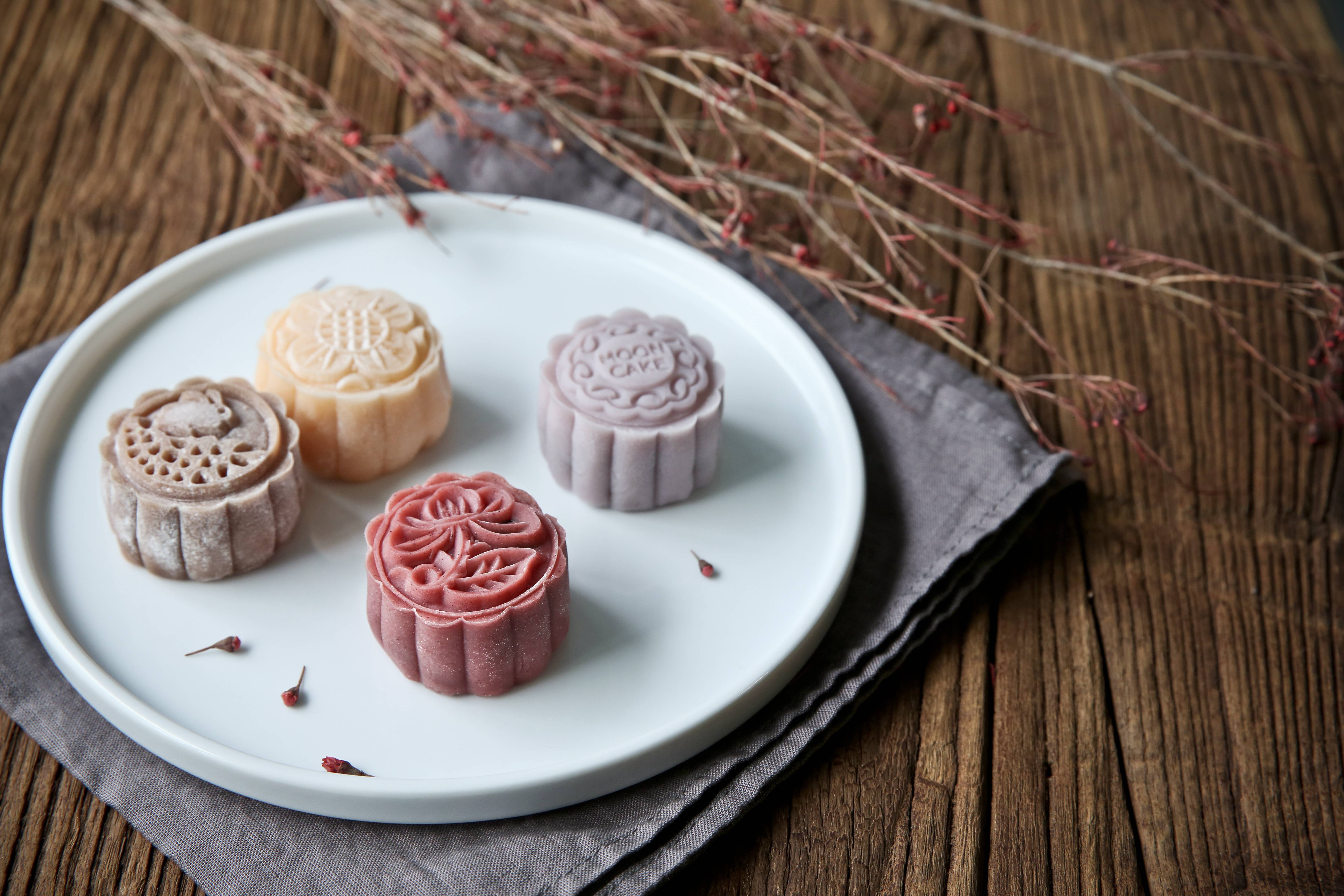 Ice moon cake with beautiful color