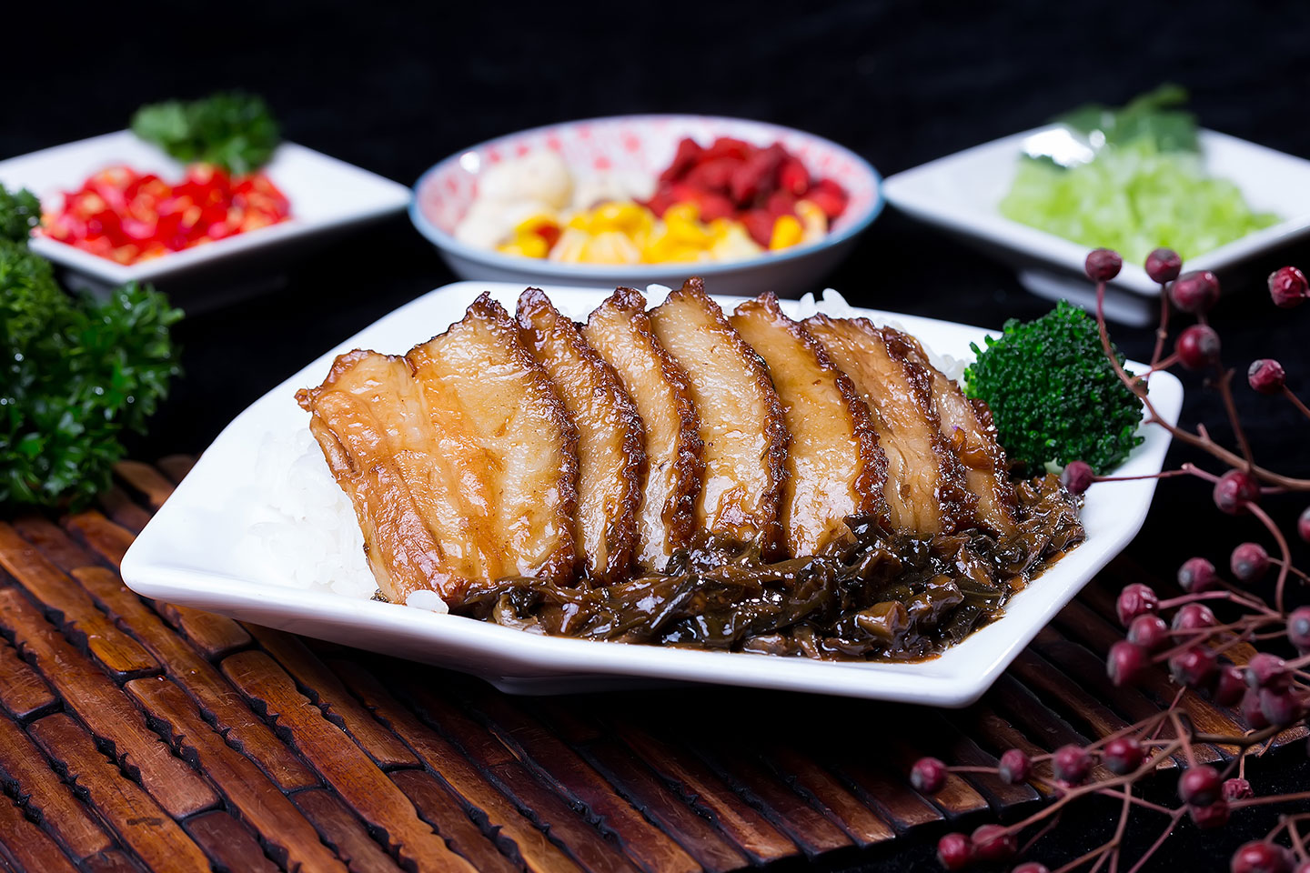 Pork with Salted Vegetables 梅菜扣肉