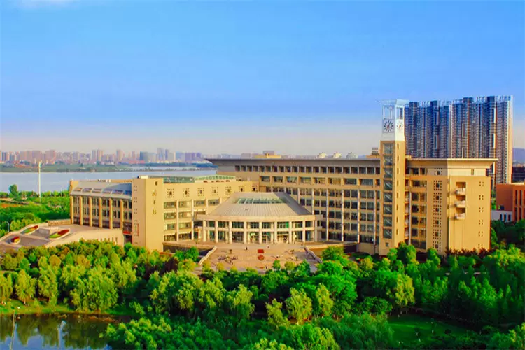 2023 Wuhan University of Science and Technology Undergraduate Enrollment 2023年武汉科技大学来华留学本科生招生简章