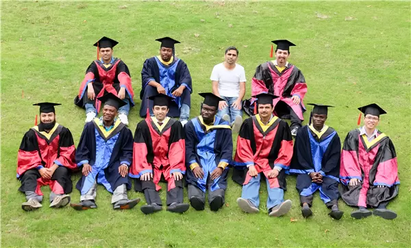 Admission Brochure: Graduate programs of UESTC – 1 of the best university in China