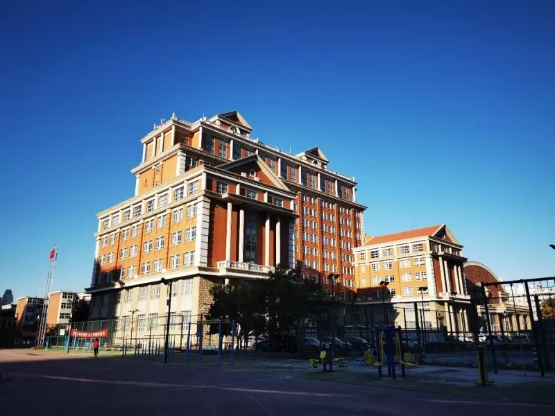 2024 Tianjin Foreign Studies University Admissions Brochure for International Students (undergraduate) 2024年天津外国语大学来华留学生(本科)招生简章 WentChina 2024 Tianjin Foreign Studies University Admissions Brochure for International Students (undergraduate) 2024年天津外国语大学来华留学生(本科)招生简章