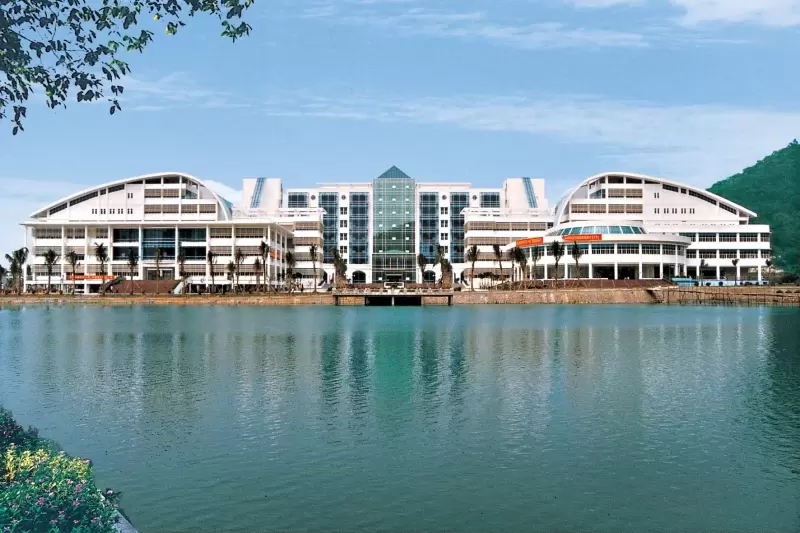 Full-Time Job Opportunities for Foreign Teachers (English Language), from School of Translation Studies, Jinan University