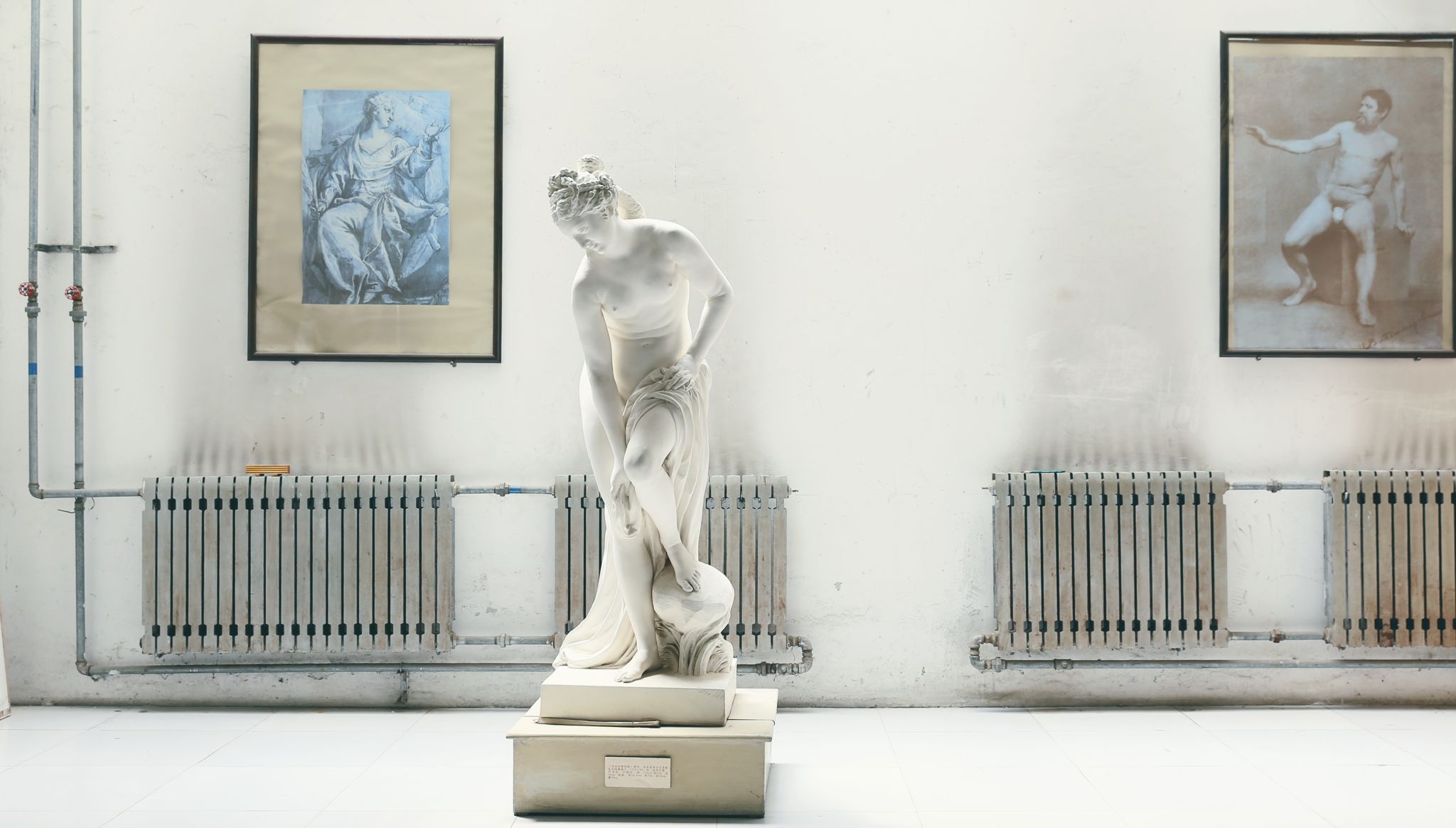 2024 Xian Academy of Fine Arts International Student Enrollment Brochure 2024年西安美术学院留学生招生简章