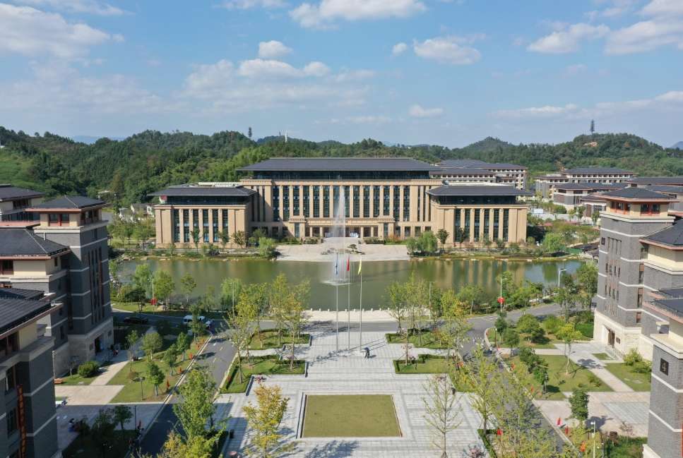 2024 Hangzhou Medical College Recruitment Brochure for Self funded Foreign Students to Study for a Master's Degree in Basic Medicine  2024年杭州医学院招收自费外国来华留学生攻读基础医学硕士学位研究生招生简章