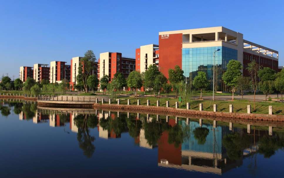 2023 Spring Enrollment Brochure for International Students at Xinyu University 新余学院2023年春季国际生招生简章