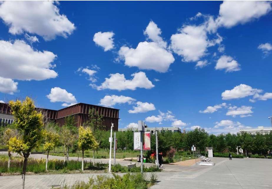 International Student Enrollment Brochure of Xinjiang Medical University 新疆医科大学国际学生招生简章