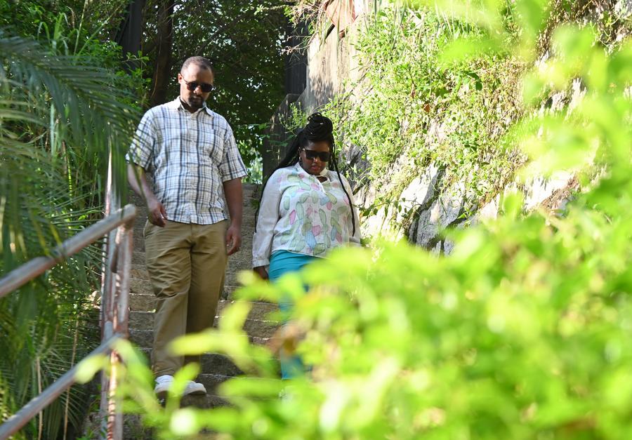 African doctoral student couple pursuing Juncao technology studies in Fujian