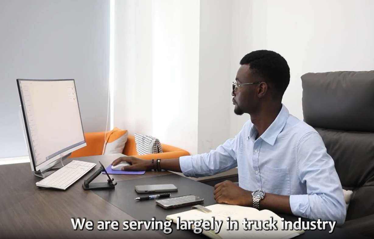 Ivorian young man finds business opportunities in China’s Chongqing