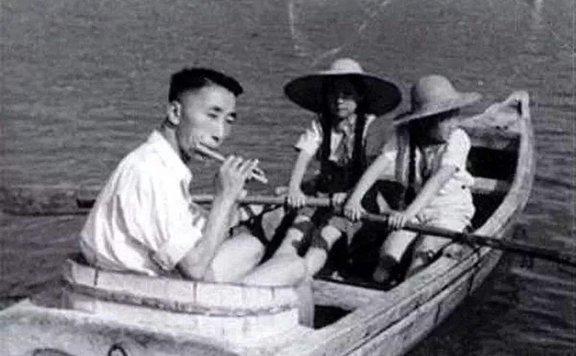 Let’s Sway Twin Oars 让我们荡起双桨