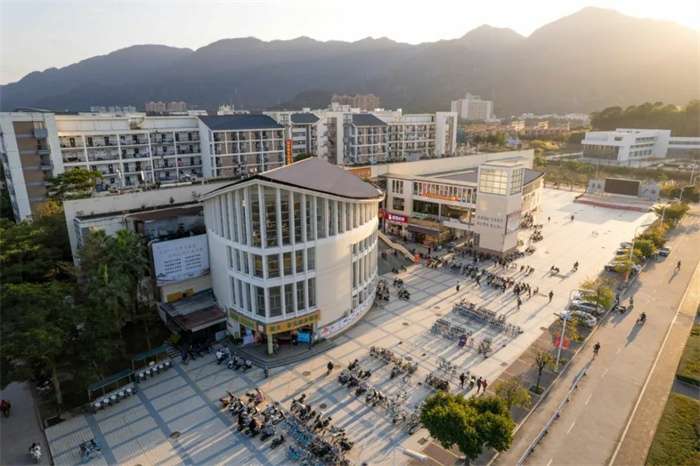 2017-2018 Fuzhou University academic year Chinese Government Scholarship (University graduate program) enrollment brochure 2017-2018学年福州大学中国政府奖学金 (高校研究生项目)招生简章