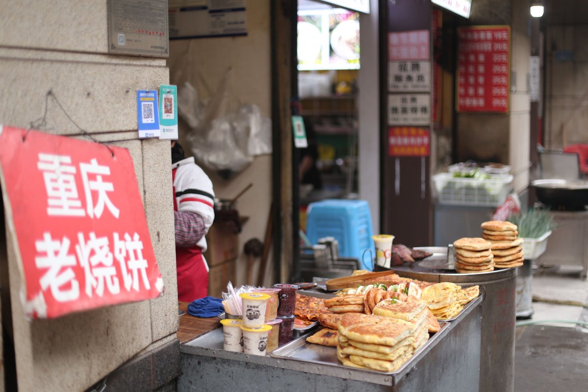 Eating in China: A Foreign Student's Honest Guide to Canteen, Street Food, and Eating Out