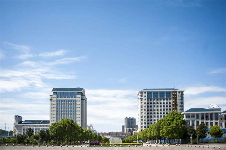 Hunan University of Chinese Medicine international student enrollment brochure 湖南中医药大学国际学生招生简章 WentChina - Your Ultimate Guide to Studying in China Hunan University of Chinese Medicine international student enrollment brochure 湖南中医药大学国际学生招生简章
