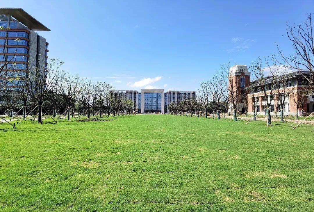 Nanjing University of Science and Technology南京理工大学 WentChina - Your Ultimate Guide to Studying in China Campus view