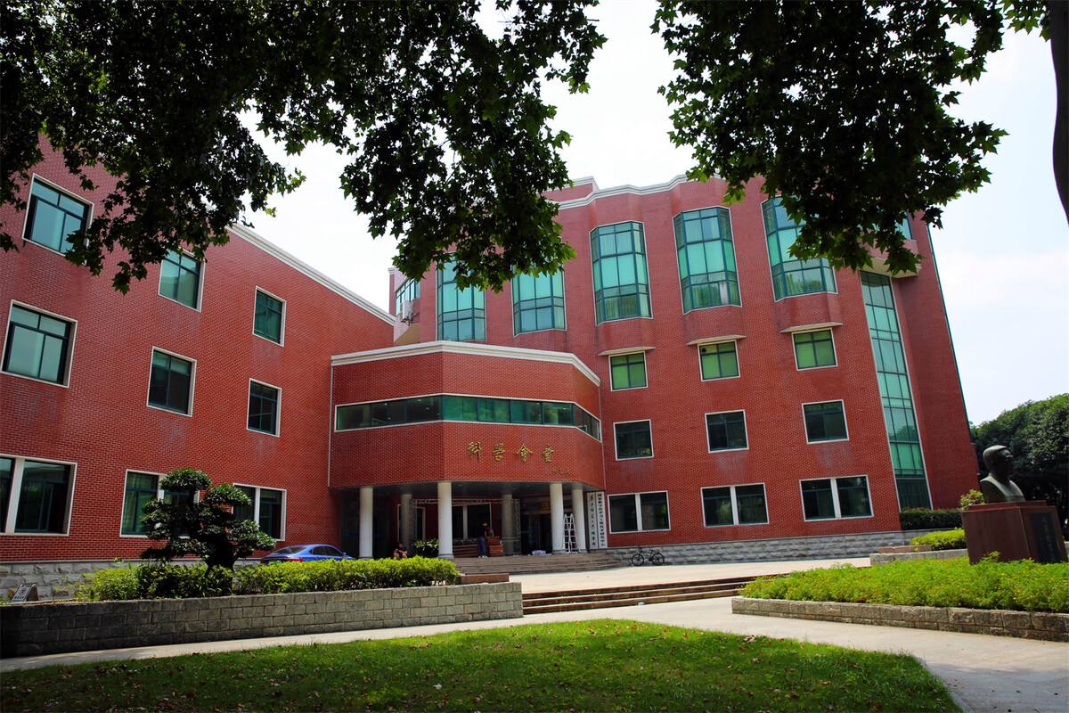 Central China Normal University 华中师范大学 WentChina - Your Ultimate Guide to Studying in China Central China Normal University 华中师范大学