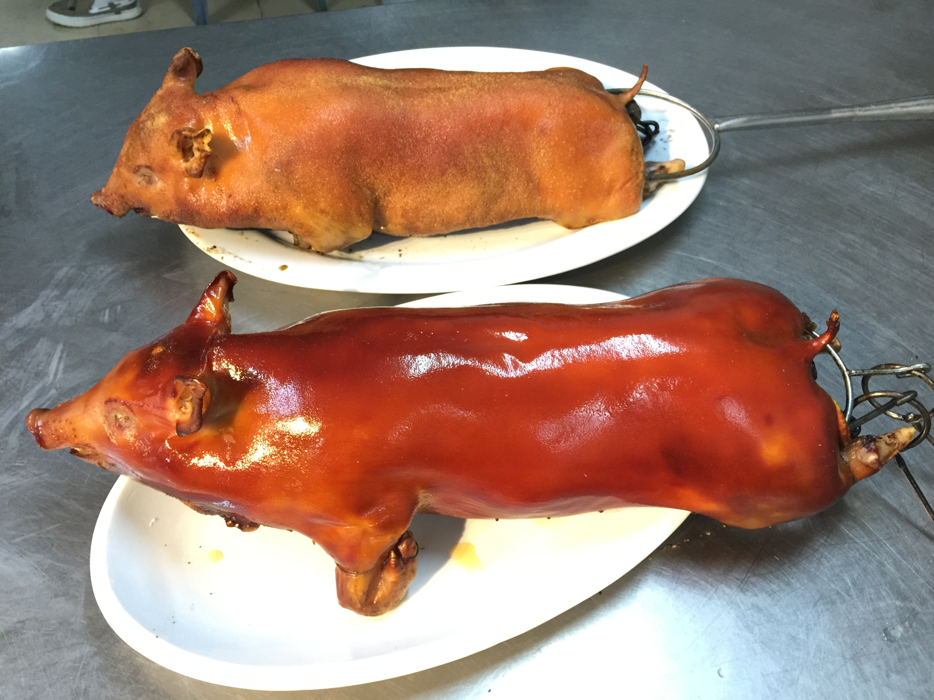 Roast Suckling Pig 烧乳猪 WentChina - Your Ultimate Guide to Studying in China Roast Suckling Pig 烧乳猪