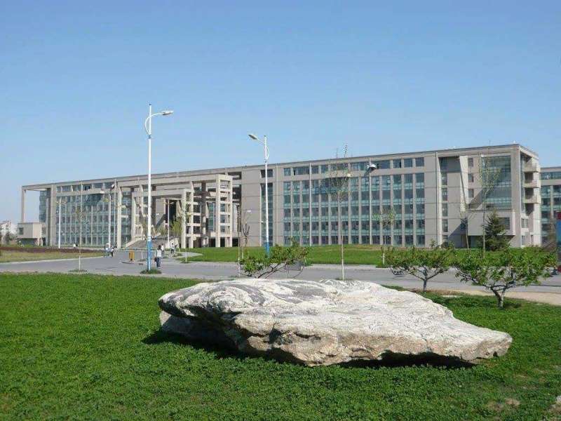 2024 Hebei University of Science and Technology International Student Enrollment Brochure 2024年河北科技大学留学生招生简章 WentChina - Your Ultimate Guide to Studying in China 2024 Hebei University of Science and Technology International Student Enrollment Brochure 2024年河北科技大学留学生招生简章