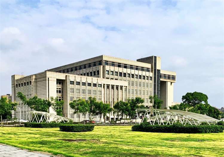 2024/2025 Central South University Chinese Government Scholarship "High-level Graduate" program enrollment brochure 2024/2025学年中南大学中国政府奖学金“高水平研究生”项目招生简章 WentChina - Your Ultimate Guide to Studying in China 2024/2025 Central South University Chinese Government Scholarship "High-level Graduate" program enrollment brochure 2024/2025学年中南大学中国政府奖学金“高水平研究生”项目招生简章