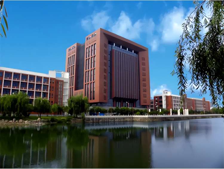 2024 Henan Institute of Science and Technology The International Student Enrollment Brochure 2024年河南科技学院国际学生招生简章 WentChina - Your Ultimate Guide to Studying in China 2024 Henan Institute of Science and Technology The International Student Enrollment Brochure 2024年河南科技学院国际学生招生简章