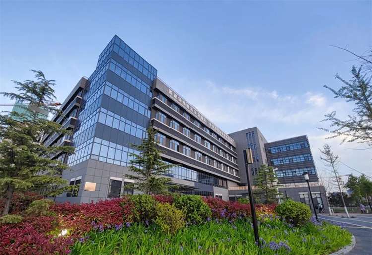 2024 Binzhou Medical University Autumn Admission Brochure for International Students WentChina - Your Ultimate Guide to Studying in China 2024 Binzhou Medical University Autumn Admission Brochure for International Students