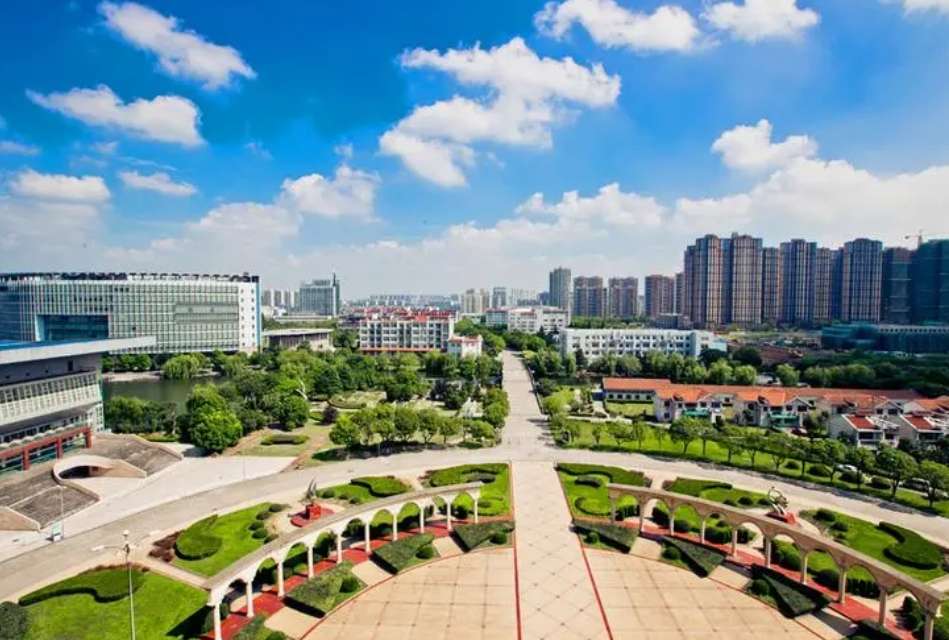2024 Jiangsu University of Technology Enrollment Guide for International Students Applying for Bachelor’s Degrees 2024年江苏理工学院来华留学生本科生招生简章 WentChina - Your Ultimate Guide to Studying in China 2024 Jiangsu University of Technology Enrollment Guide for International Students Applying for Bachelor’s Degrees 2024年江苏理工学院来华留学生本科生招生简章